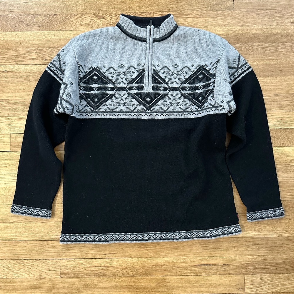 Men’s wool Obermeyer ski sweater size M